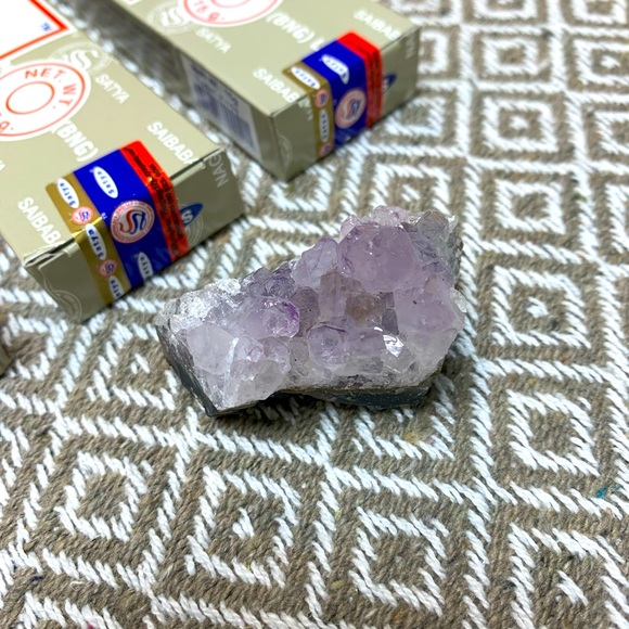 Satya 🪶White Sage 🏵 Incense (3pk) & Rough Amethyst Crystal Chunk 🔮💗📿 - Picture 2 of 6